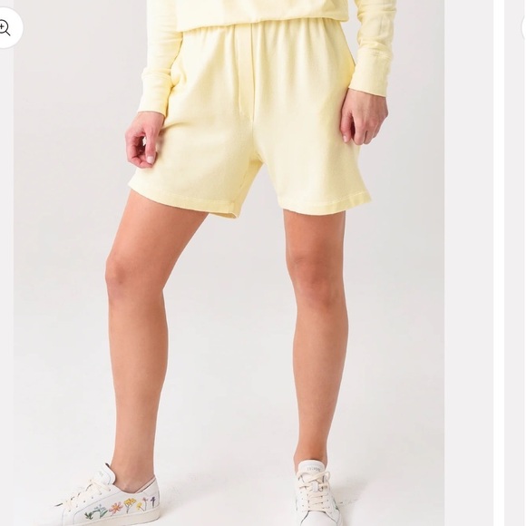 Sundry Women's Canary Yellow Boyfriend Shorts Size 0 NWT Anthropologie - Picture 2 of 4